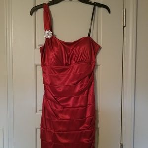 City Triangles Medium Dress